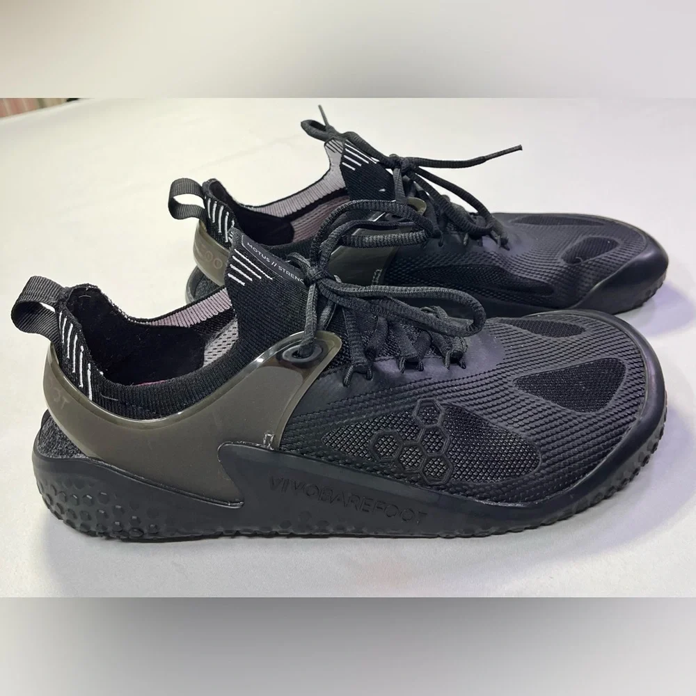 EUC Vivobarefoot MOTUS STRENGTH Size US Women's 10.5/EU 42 Black - Picture 2 of 9